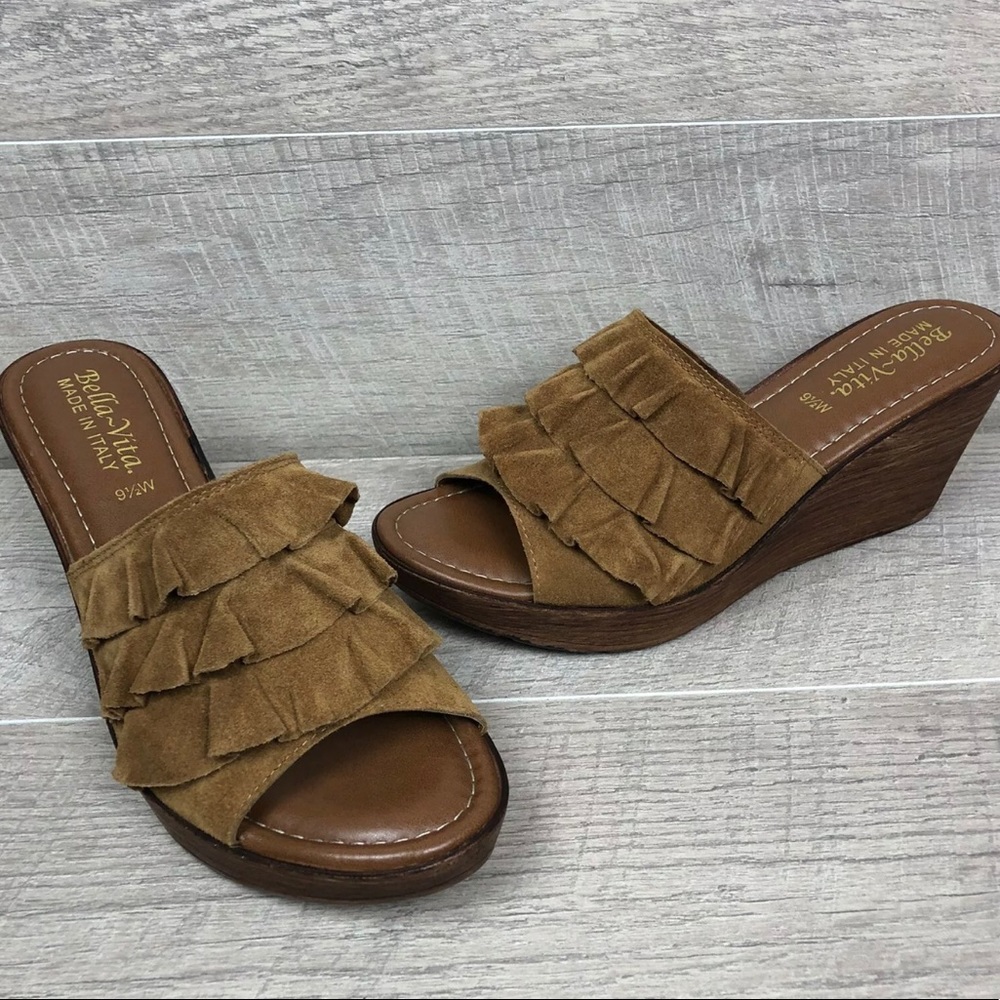 BELLA VITA Brown Ruffle Slip On Wooden Sandal 9.5W